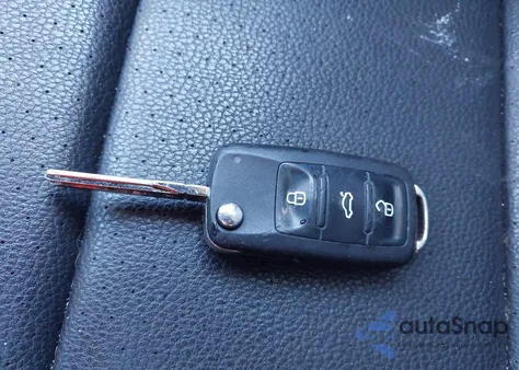 2014 Volkswagen Jetta Sportwagen 2.0L Tdi from USA, damaged, VIN 3VWML7AJ4EM601583